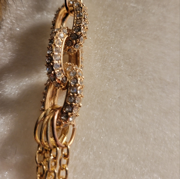 Circle Link Necklace - Picture 4 of 13